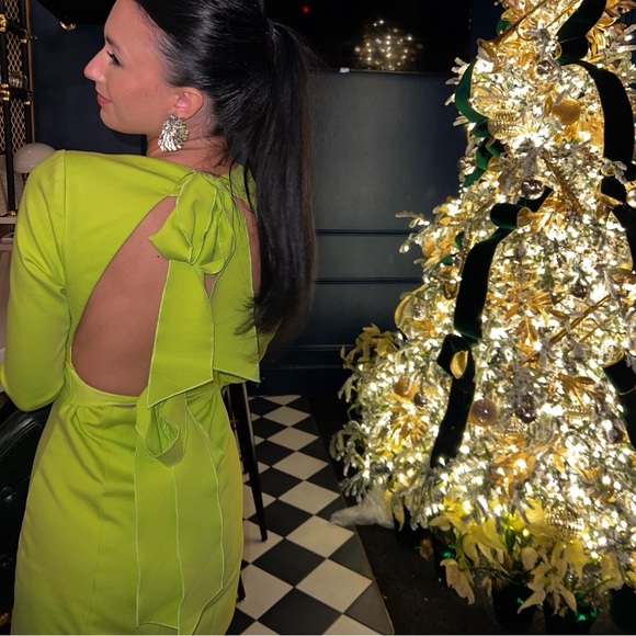 Elliatt Lime Mini dress - Picture 1 of 2